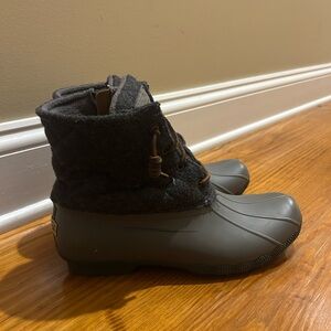Women’s Sperry Grey Duck Boots